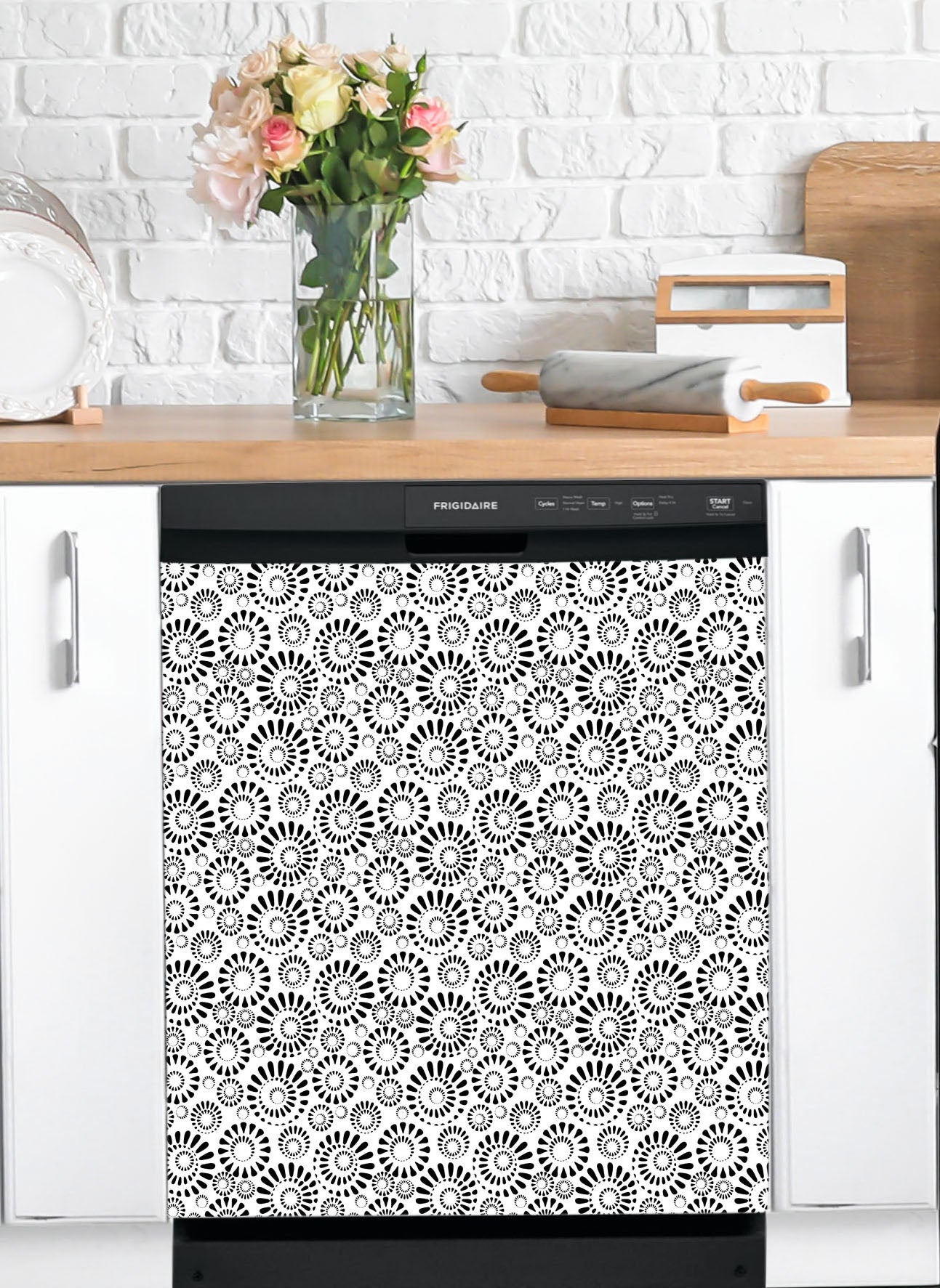 Dishwasher Magnet Cover - Reusable Magnetic Tiles Decal - Pack of 4 Tiles - V014